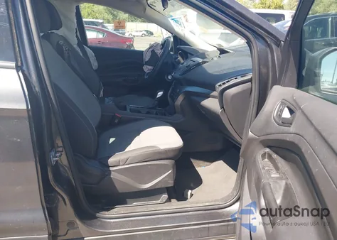 2017 Ford Escape S из США, поврежденный, VIN 1FMCU0F70HUD86148